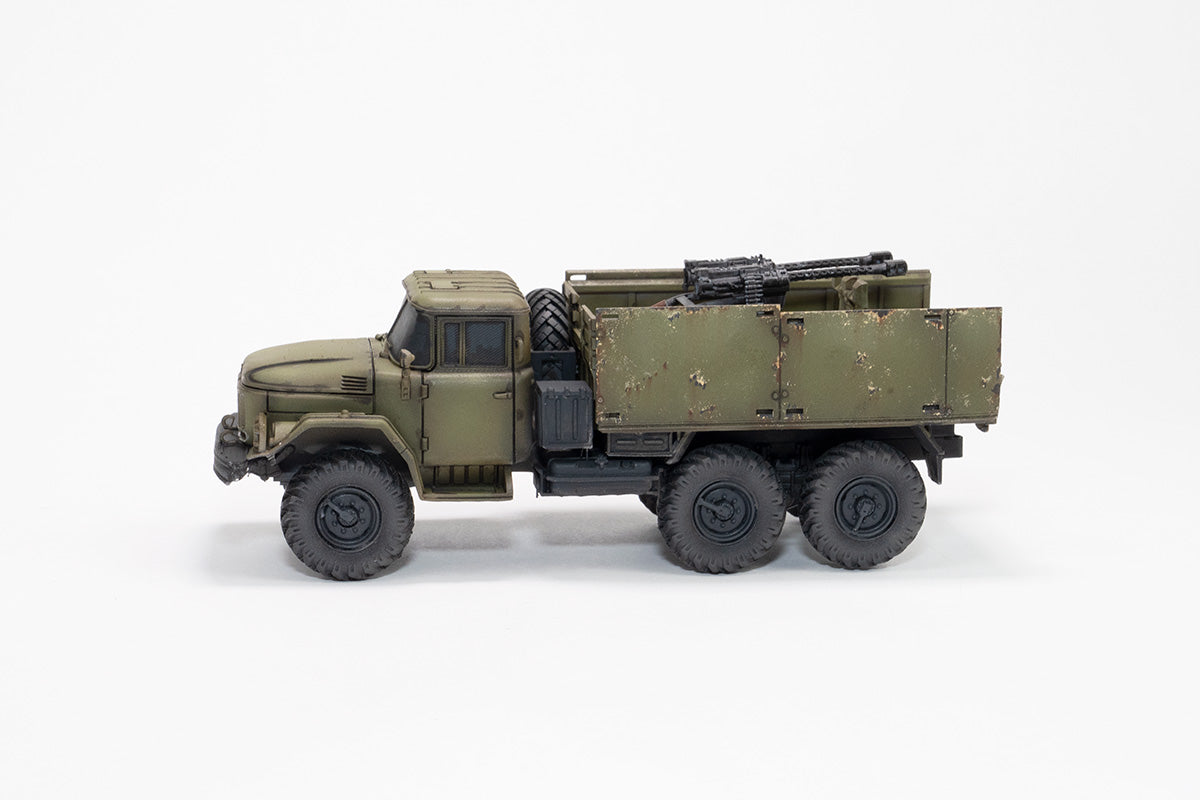 80700 Zil-131 Gun Truck